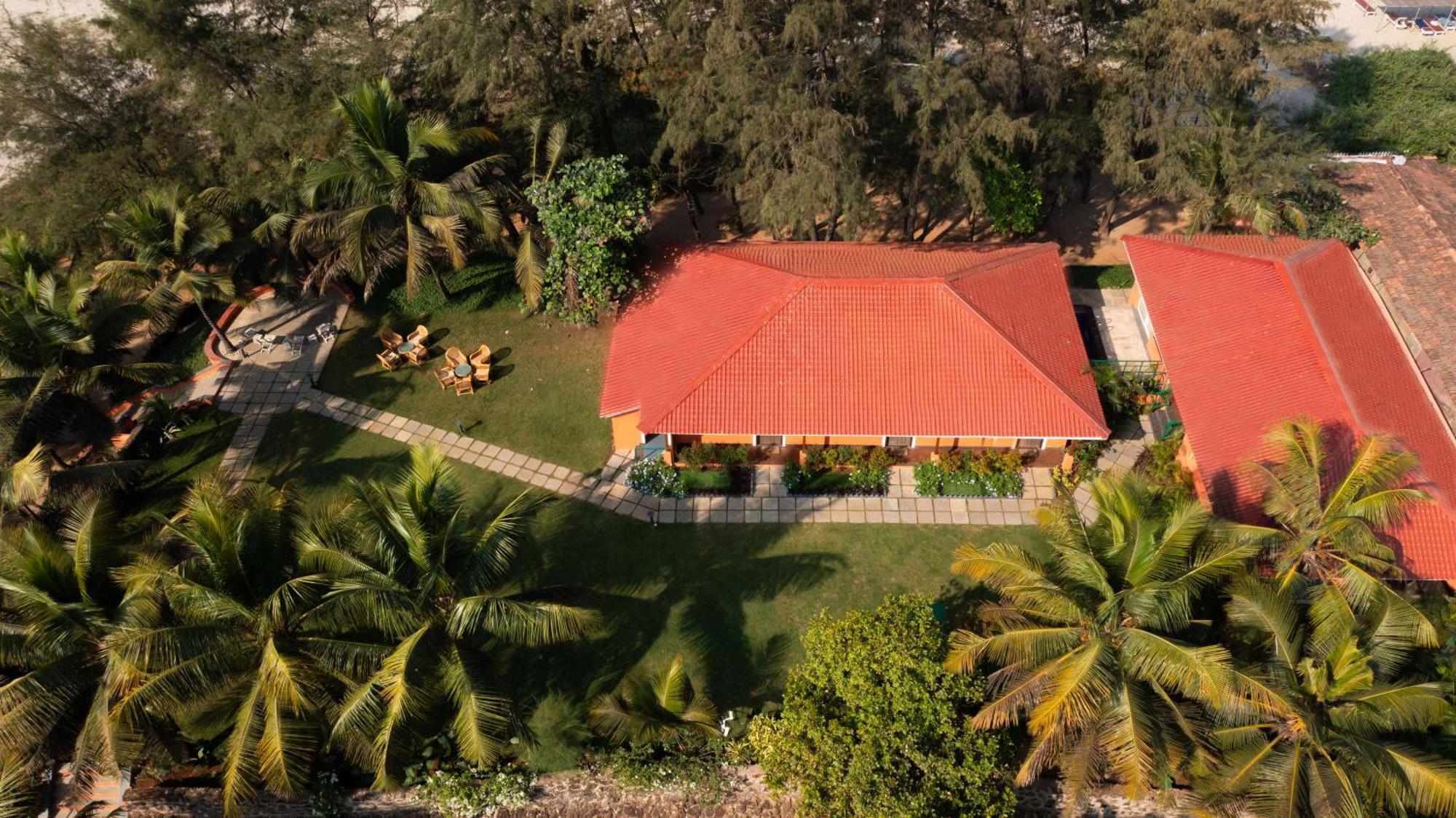 Mandrem Beach Resort, A Member Of Radisson Individuals Retreat 外观 照片