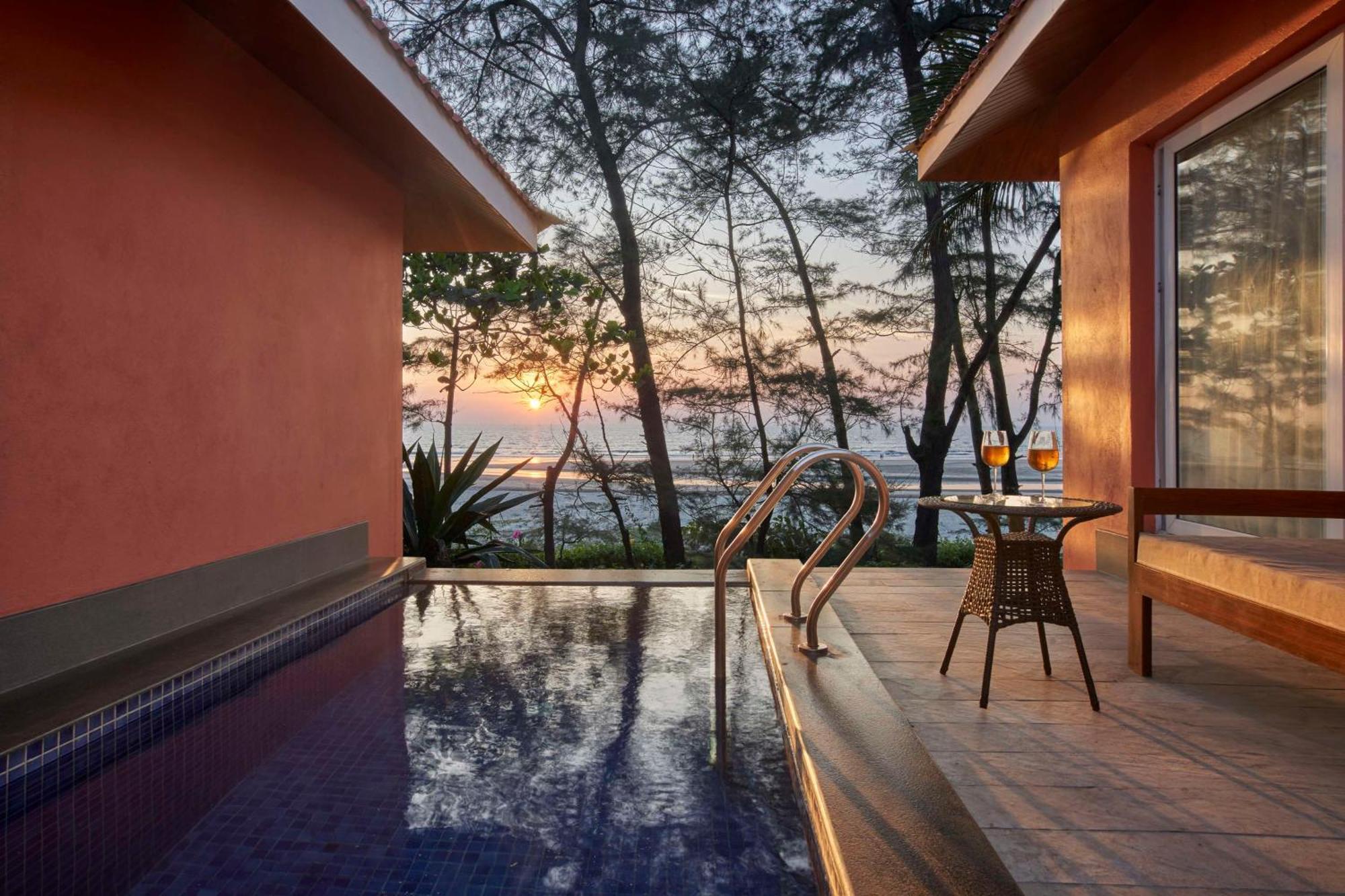 Mandrem Beach Resort, A Member Of Radisson Individuals Retreat 外观 照片
