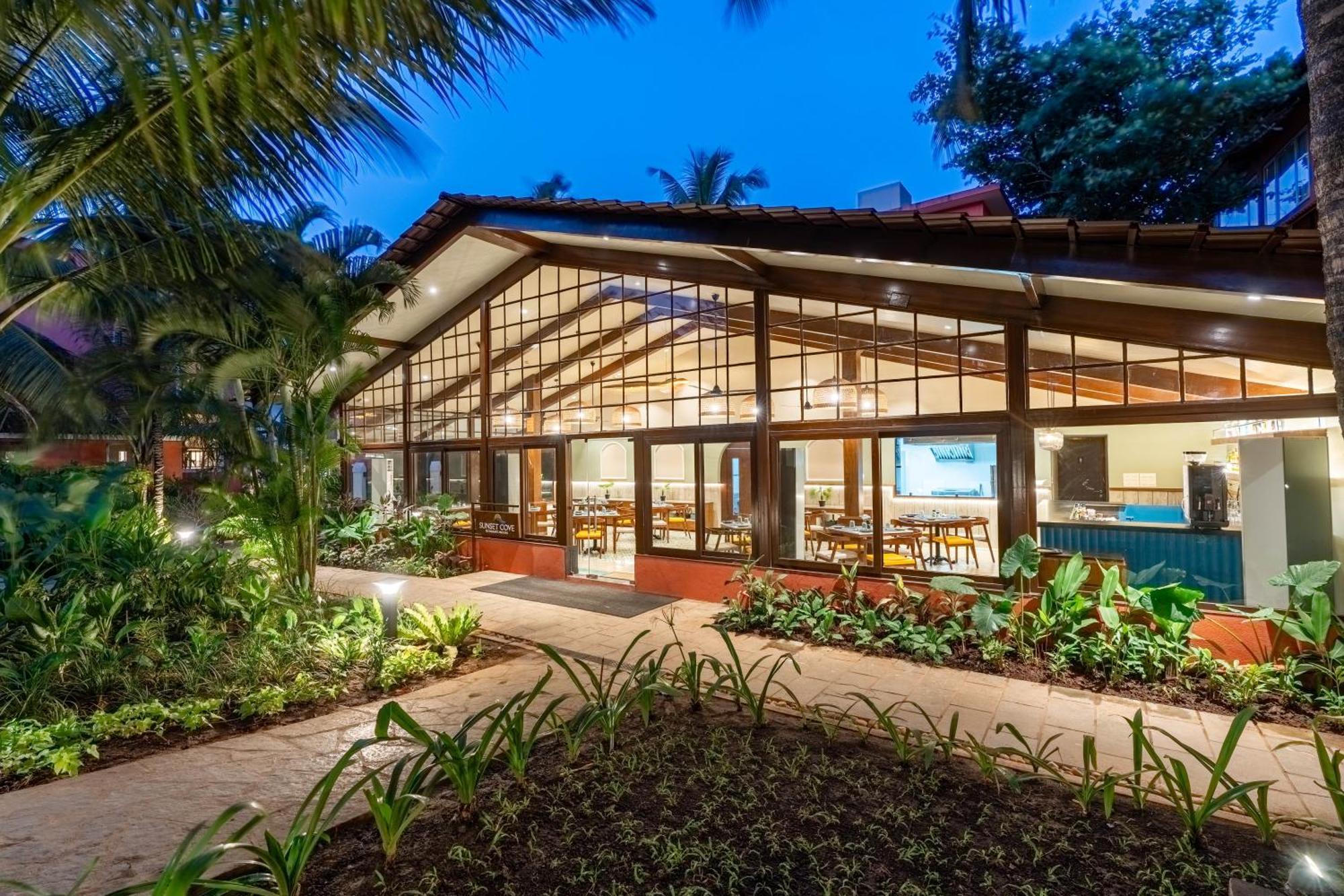 Mandrem Beach Resort, A Member Of Radisson Individuals Retreat 外观 照片