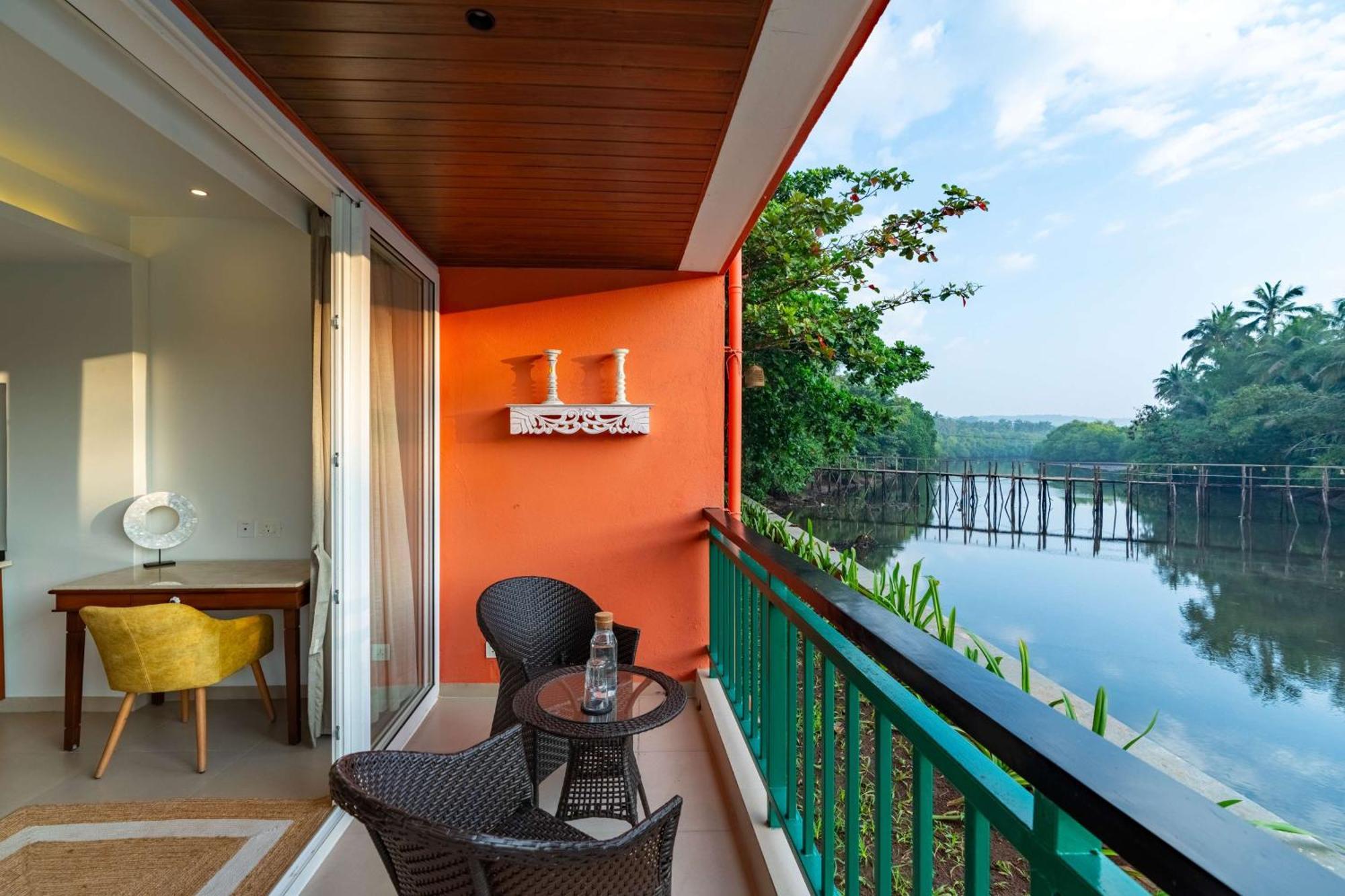 Mandrem Beach Resort, A Member Of Radisson Individuals Retreat 外观 照片