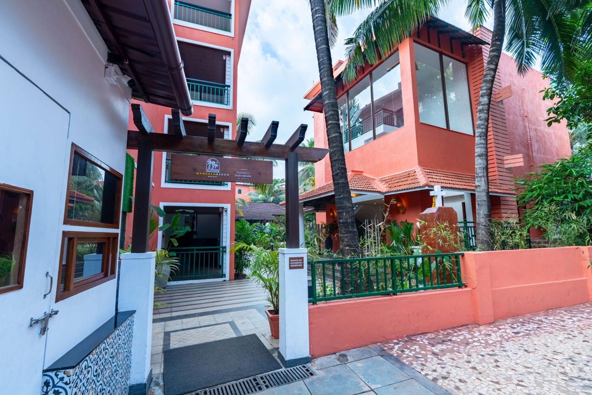 Mandrem Beach Resort, A Member Of Radisson Individuals Retreat 外观 照片