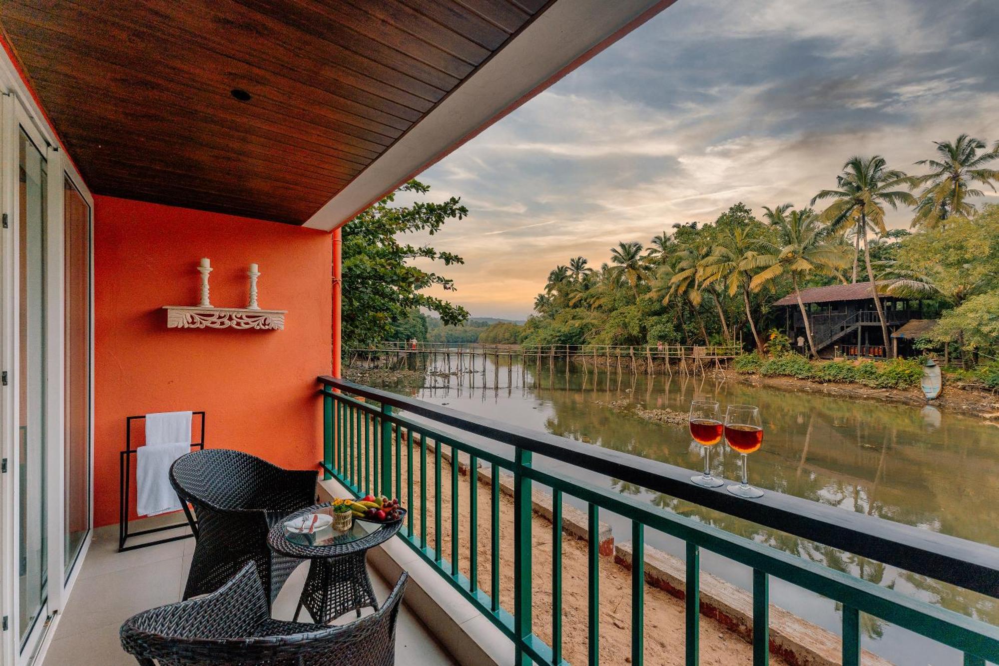 Mandrem Beach Resort, A Member Of Radisson Individuals Retreat 外观 照片