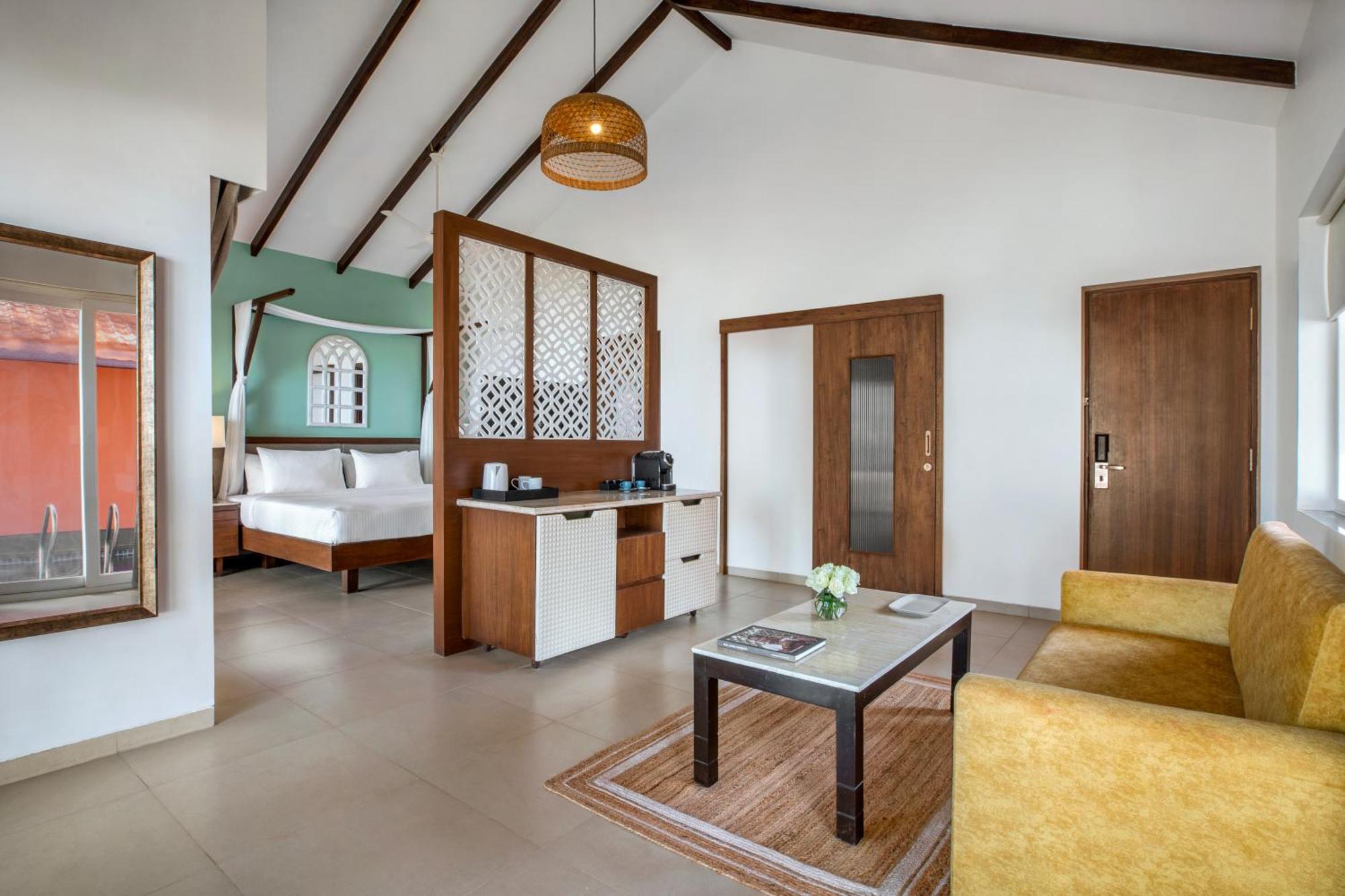 Mandrem Beach Resort, A Member Of Radisson Individuals Retreat 外观 照片